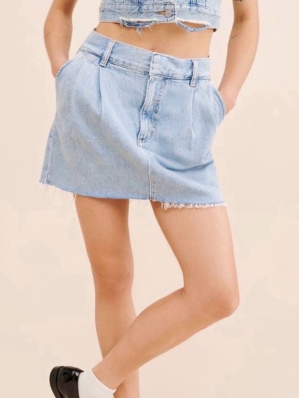 Agolde Becker Light Blue Denim Mini Skirt with Frayed Hem, size 30